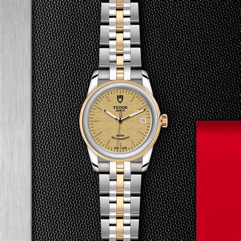 tudor donna date|new tudor glamour.